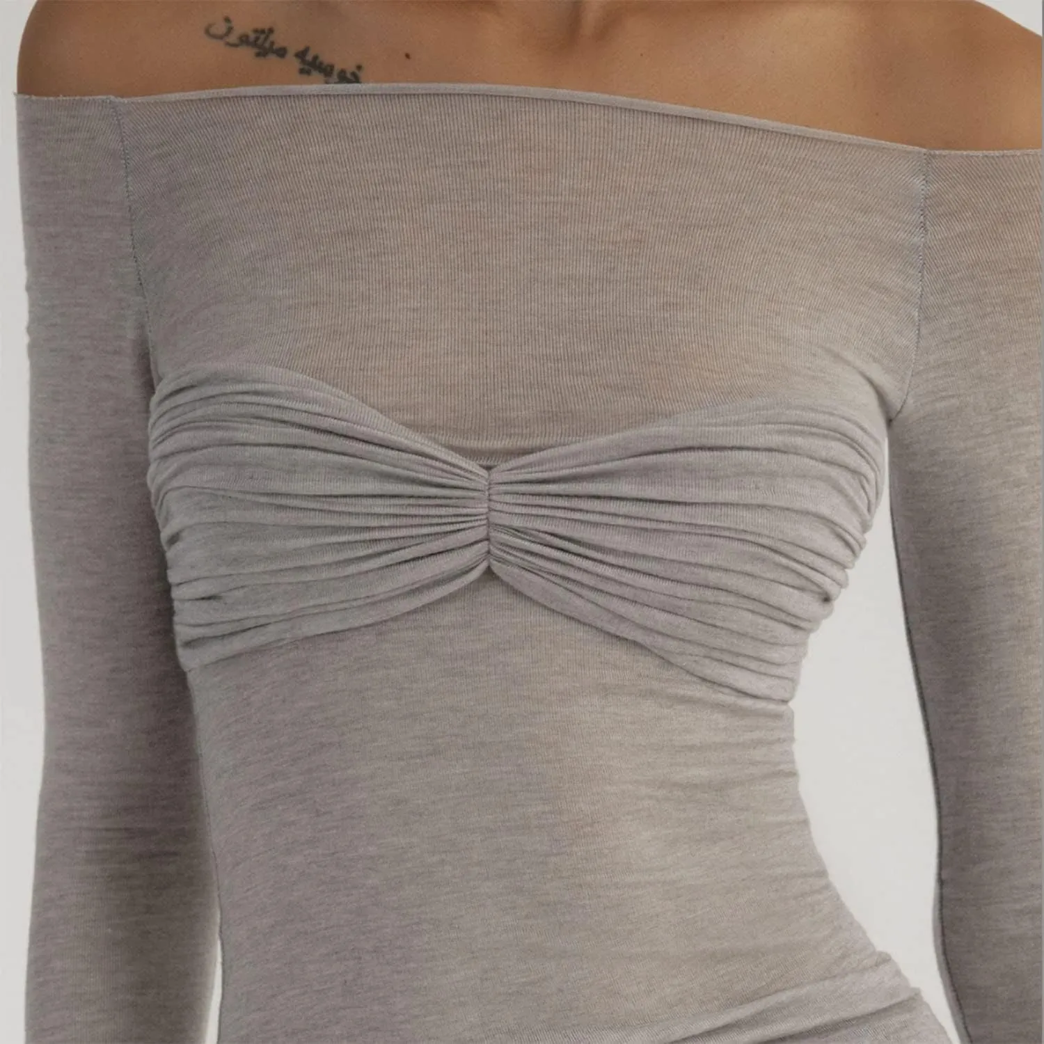 Women's Sexy Crop Top Long Sleeve Off Shoulder Going Out Tops Slim Fit Mesh Ruched Twisted Blouse Y2K T Shirt